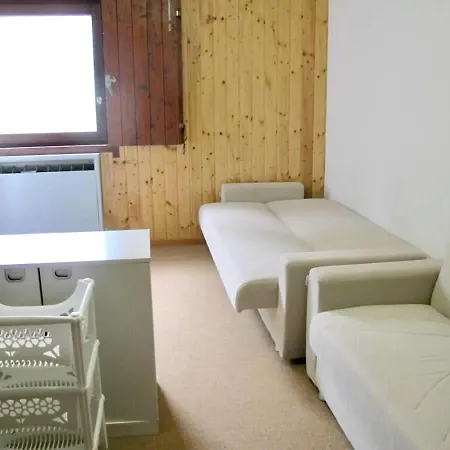 Studio In Cervinia With Wonderful Mountain View And Enclosed Garden Апартаменты