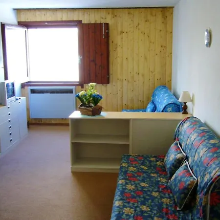 Апартаменты Studio In Cervinia With Wonderful Mountain View And Enclosed Garden Брей-Червиния